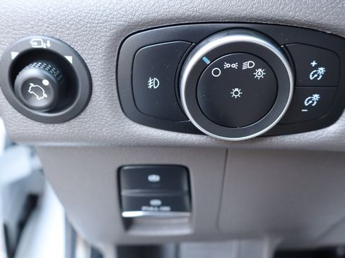 Used 2024 Ford Transit 350 XLT image 12