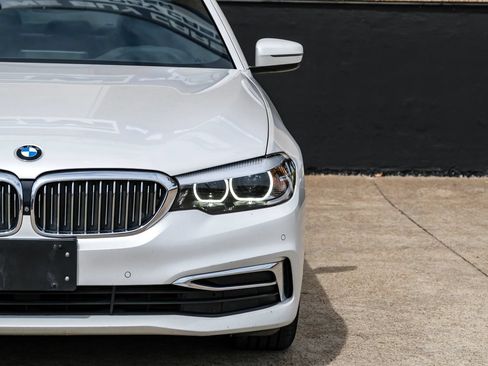 Used 2019 BMW 540i xDrive AWD/4WD image 45