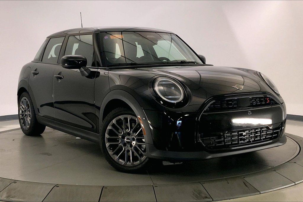 Used 2025 MINI Cooper S FWD image 33