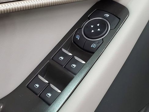 New 2026 Ford Explorer Active w/ Active Comfort Package image 28