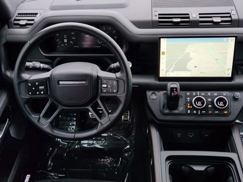 Certified 2023 Land Rover Defender 130 X AWD/4WD image 24