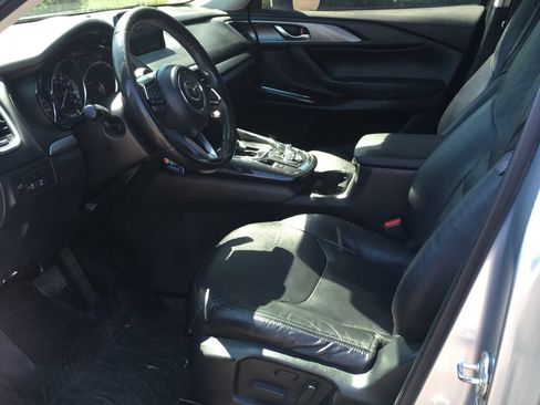Used 2018 MAZDA CX-9 Touring AWD/4WD image 4