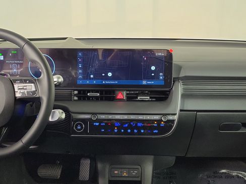 New 2026 Hyundai Ioniq 5 Limited image 9