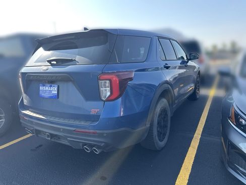 Used 2022 Ford Explorer ST w/ ST Street Pack AWD/4WD image 3