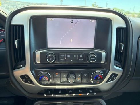 Used 2015 GMC Sierra 1500 SLT w/ SLT Preferred Package AWD/4WD image 8