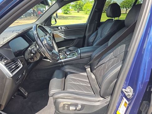 Used 2023 BMW X5 sDrive40i w/ M Sport Package RWD image 2