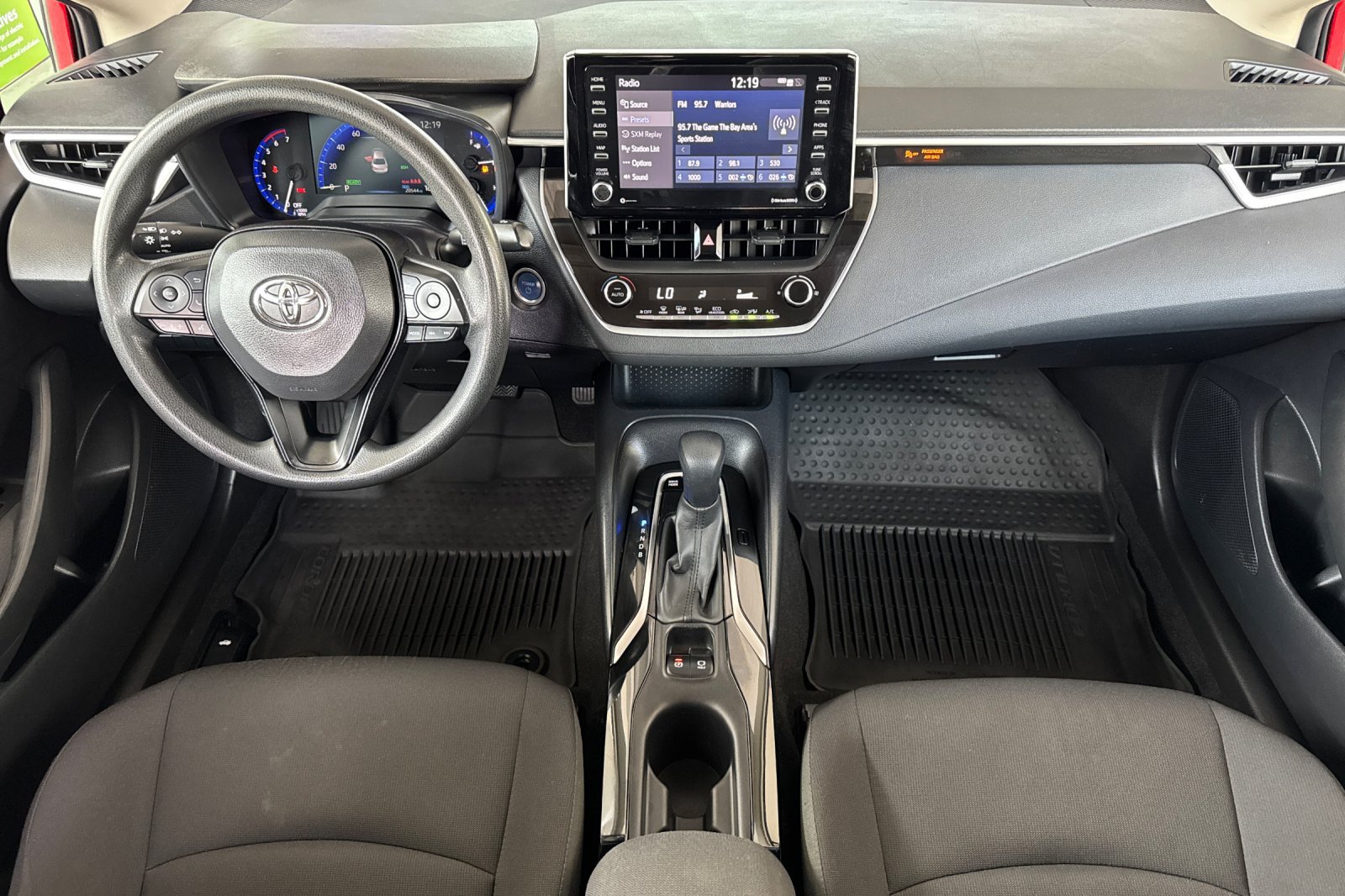 Certified 2021 Toyota Corolla LE FWD image 5