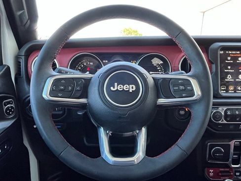 Used 2023 Jeep Wrangler Unlimited Rubicon 4xe AWD/4WD image 11