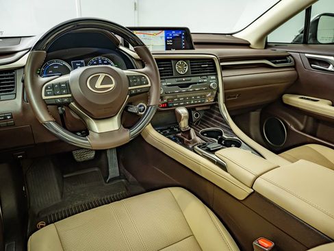 Used 2018 Lexus RX 450h AWD w/ Luxury Package image 31
