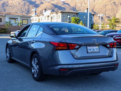 Used 2024 Nissan Altima 2.5 S FWD image 6