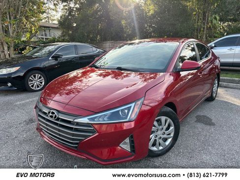 Used 2020 Hyundai Elantra SE image 1