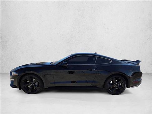 Used 2022 Ford Mustang GT w/ Equipment Group 301A image 9