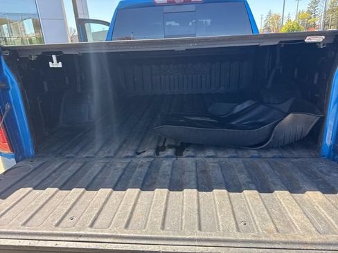 Used 2023 Chevrolet Silverado 1500 ZR2 w/ Technology Package AWD/4WD image 31