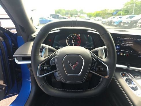 Used 2023 Chevrolet Corvette Stingray Premium Cpe RWD image 18