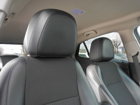 Used 2019 Buick Encore Sport Touring image 14