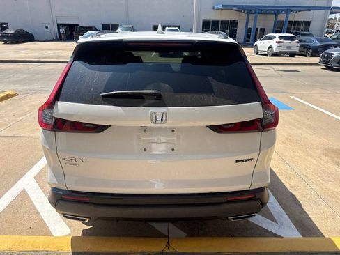 Used 2025 Honda CR-V Sport image 6