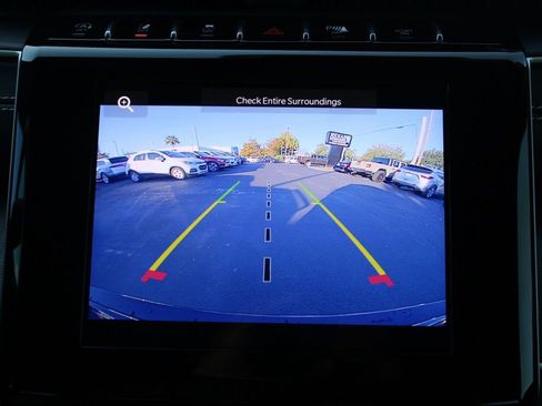 Used 2023 Jeep Grand Cherokee Altitude image 25