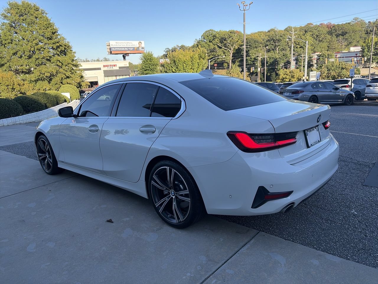 Used 2021 BMW 330i Sedan w/ Premium Package RWD image 6