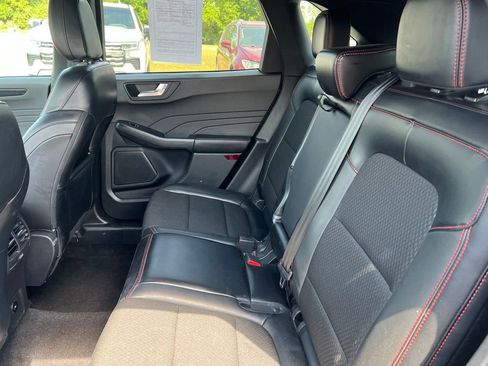 Used 2025 Ford Escape ST-Line FWD image 5