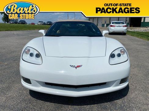 Used 2012 Chevrolet Corvette Convertible w/ 3LT Preferred Equipment Group RWD image 2