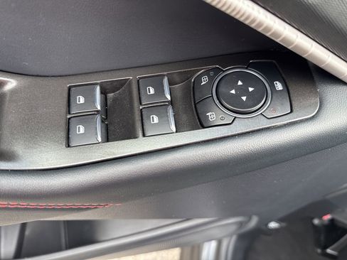 Used 2025 Ford Explorer ST-Line AWD/4WD image 11