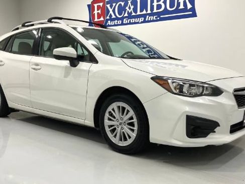 Used 2018 Subaru Impreza 2.0i Premium w/ Popular Package #2 AWD/4WD image 13