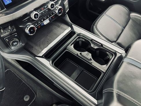 Used 2025 Ford F350 Platinum image 28