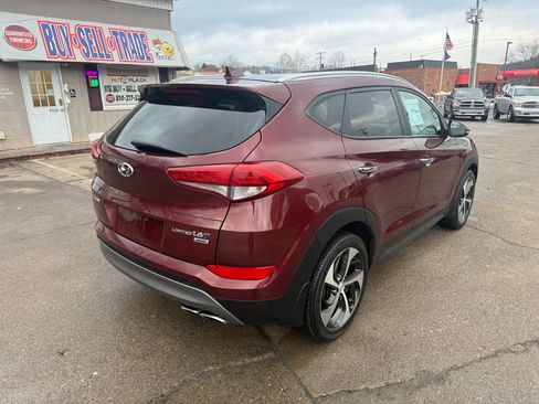 Used 2016 Hyundai Tucson Limited image 7