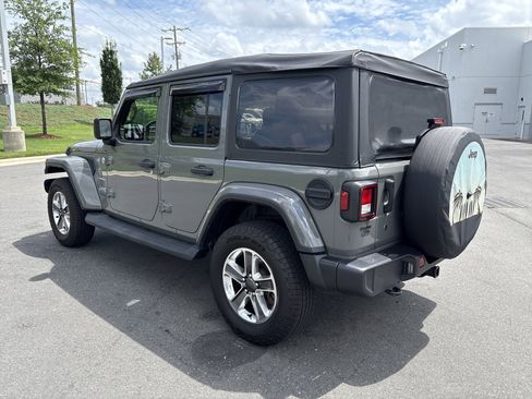 Used 2020 Jeep Wrangler Unlimited Sahara AWD/4WD image 7
