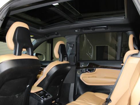 Used 2017 Volvo XC90 T6 Momentum w/ Vision Package AWD/4WD image 29