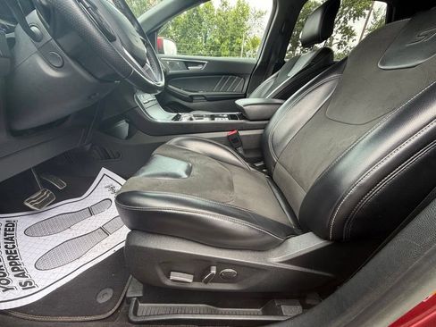 Used 2019 Ford Edge ST w/ Equipment Group 401A AWD/4WD image 17