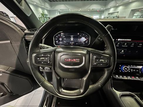 Used 2024 GMC Sierra 2500 AT4 w/ AT4 Premium Plus Package image 17