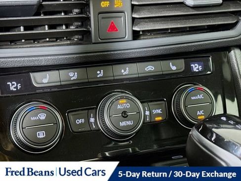 Used 2024 Volkswagen Jetta SE FWD image 20