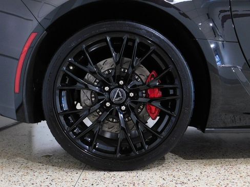 Used 2018 Chevrolet Corvette Z06 image 98