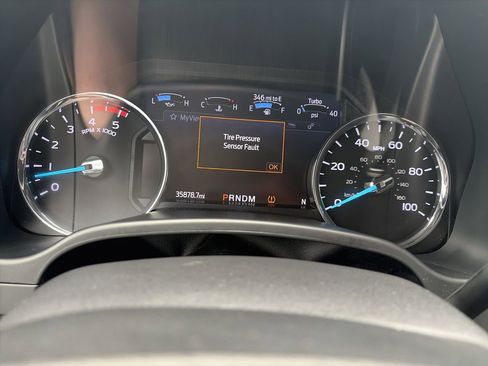 Used 2020 Ford F350 Lariat w/ Lariat Value Package AWD/4WD image 6