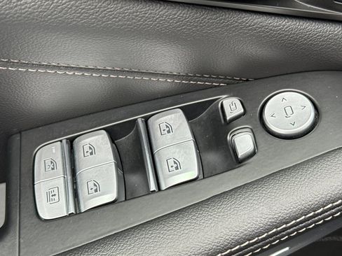 Used 2020 BMW X7 xDrive40i w/ Premium Package image 13