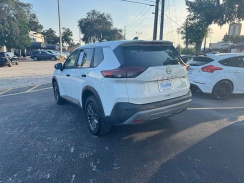 Used 2023 Nissan Rogue S FWD image 3