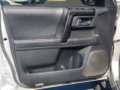 Used 2021 Toyota 4Runner TRD Off-Road Premium image 14