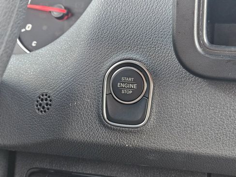 Used 2024 Mercedes-Benz Sprinter 2500 image 19