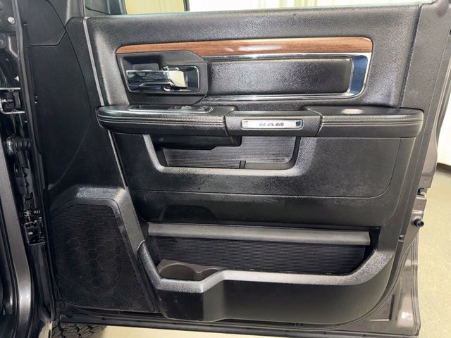 Used 2015 RAM 1500 Laramie w/ Convenience Group AWD/4WD image 43