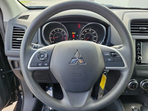 Used 2025 Mitsubishi Outlander Sport ES AWD/4WD image 20