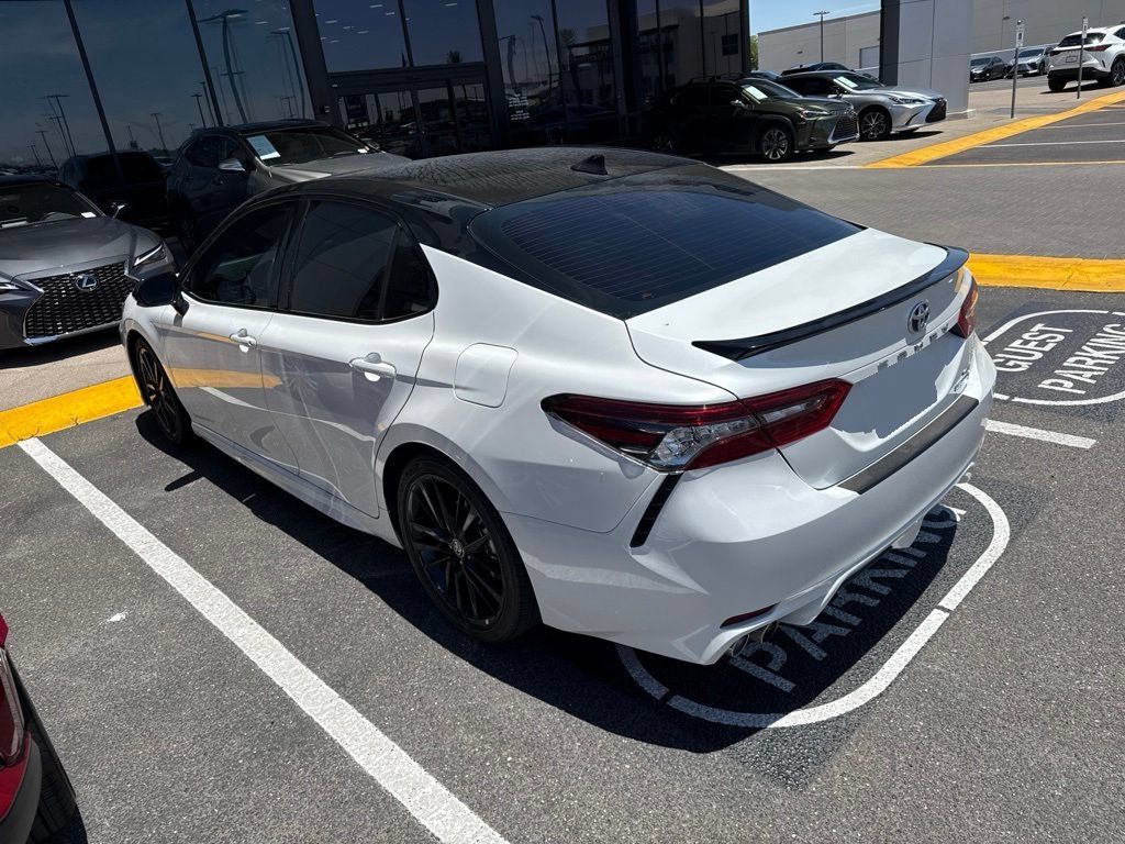 Used 2022 Toyota Camry XSE w/ Navigation Upgrade Package FWD image 5