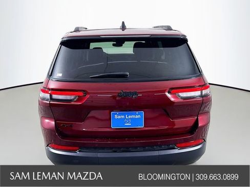 Used 2024 Jeep Grand Cherokee L Altitude image 6