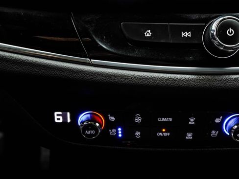 Used 2023 Buick Enclave Avenir w/ Avenir Technology Package AWD/4WD image 30