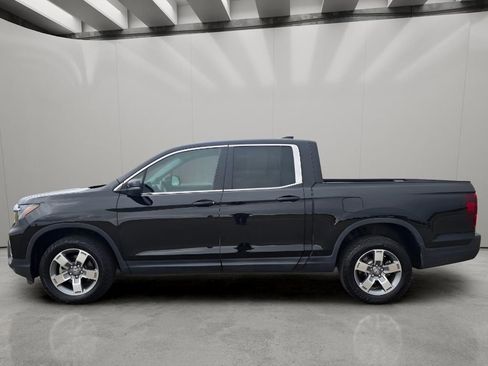 Used 2025 Honda Ridgeline RTL image 2