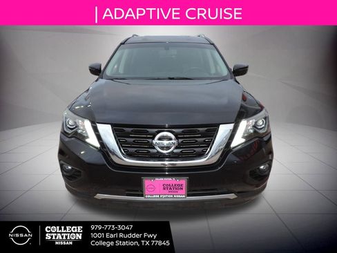 Used 2020 Nissan Pathfinder SV image 10