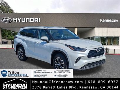 Used 2024 Toyota Highlander LE