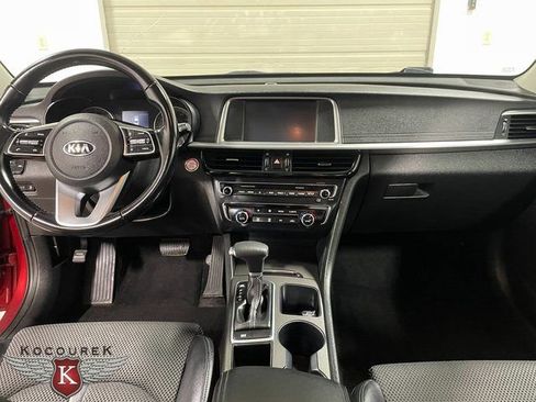 Used 2019 Kia Optima S image 14