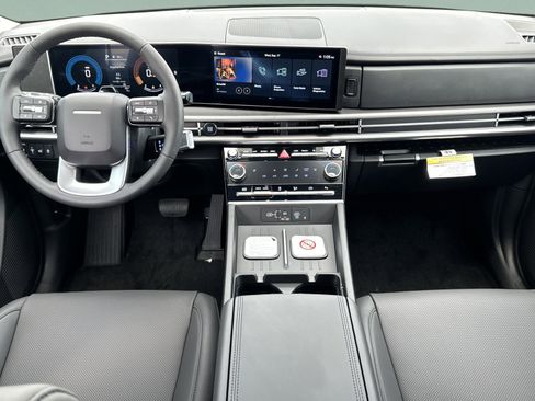 Used 2026 Hyundai Santa Fe SEL FWD image 6
