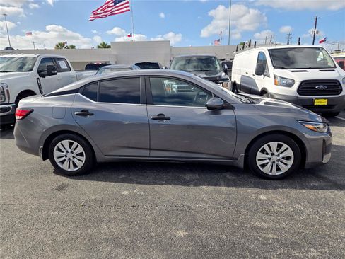 Used 2024 Nissan Sentra S FWD image 4